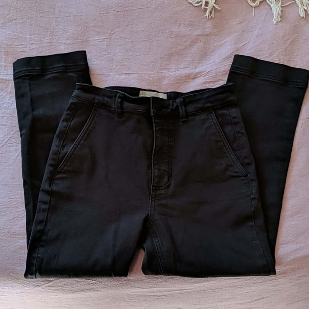 Everlane slim leg crop pants, 2, short, black